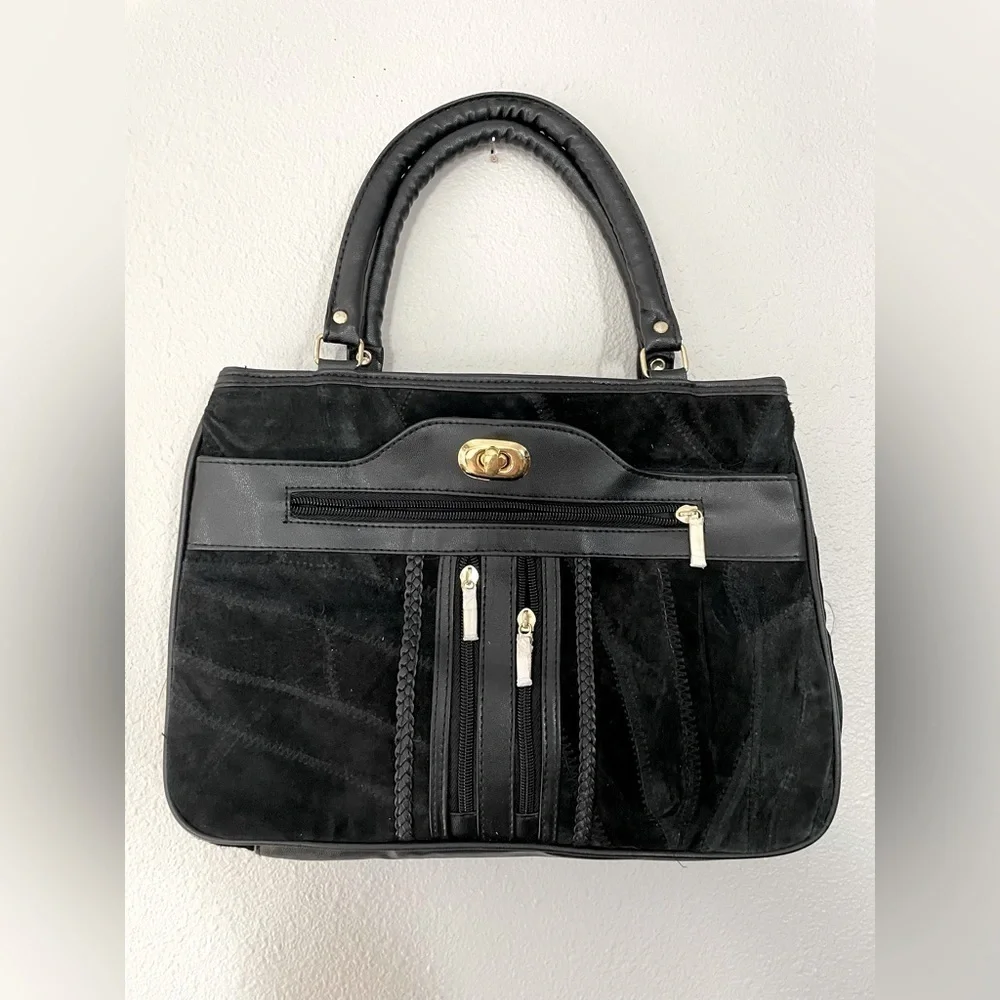 NWOT Black Suede unbranded 3 pocket handbag with stitch work